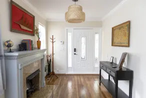 Charming 3BR House Close to Birmingham Airport - Image 2