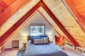 1 Mi to Snow Summit: Big Bear Lake Cabin! - Image 3