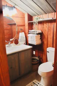Hideaway Cabin - Image 4