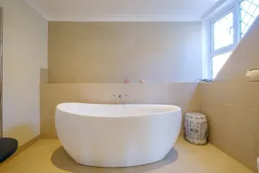 Turret House, Thorpeness - Close to the beach, Thorpeness Lake , Thorpeness Hotel, Golf and Country Club - Aldeburgh Coastal Cottages - Image 3