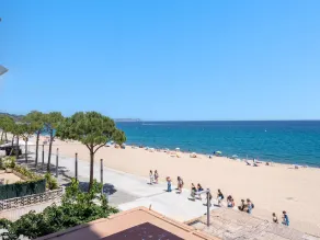 Dream views on the sea shore of Platja d'Aro - Image 3