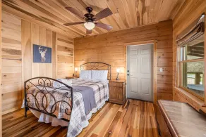 Overlook Mountain Retreat | Million Dollar Views, Fire Pit and Hot Tub! - Image 5