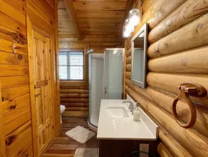 River Raves -Riverfront, Spacious Log Cabin, Dog Friendly, Hot Tub, Pool Table, Firepit, Fireplace - Image 3