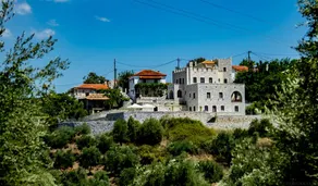 Stone villa with seasonal swimming pool. - Image 4
