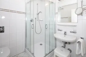 Hübsches Apartment mit Zwei Balkonen - nur 100m zum Kilometerlangen Ostseestrand - Image 2