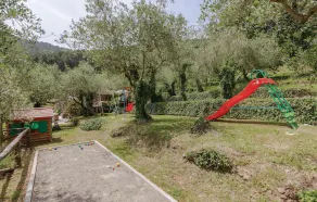 Traumhaftes Haus in Buti PI mit privatem Swimmingpool, der sowohl drinnen als. - Image 3
