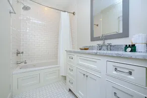 143 Forest Street by Royal Destinations ~ Incroyable maison dans un endroit magnifique - Image 3