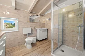 House With Hot tub near the Sea - Image 3