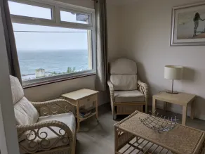 Porthleven Coastal Retreat with 5 Bedrooms - Image 5