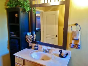 Beautiful Villa Close to All St. Louis Attractions! - Image 3