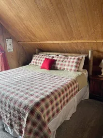 Clouds Mountain Cabin - Image 4