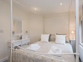 3 Schlafzimmer Unterkunft in Oxnead, near Aylsham - Image 3