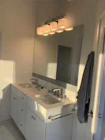 4 Bedroom Bayfront Home on Dune Rd - Image 3