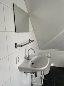 Modern city apartment located in the heart of the city center. - Image 5