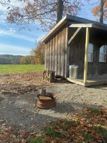 Cabin with Beautiful Hilltop Views - Image 5