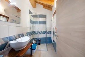 Apartamento 'Appartamento 1' con vistas a la montaña y Wi-Fi - Image 2