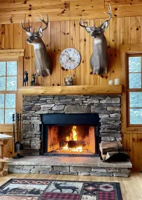 Sturgeon Riverfront Cedar Cabin - Image 2