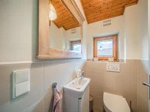 Ideal holiday home for large group, near Kaprun - Image 3