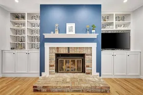 Extra Large Home w/ Chefs Kitchen Near UofI - Image 3