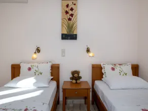 Modern Holiday Home in Sfakaki - Image 4