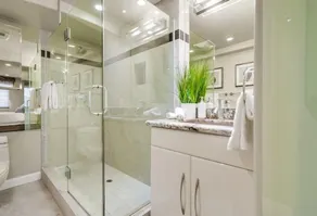 Oceanfront Luxury Condo in Mission Beach - Image 4