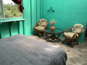 Simple convenience studio in tropical forestG4 - Image 5