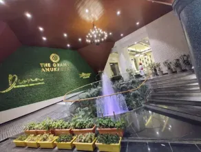 Luxury Studio Apartment with rooftop infinity pool - Image 2