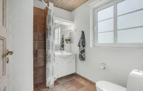 3 Bedroom Cozy Home In Vesløs - Image 2