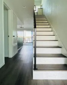 New! Lakefront 2-bedroom Condo. Newly remodeled. - Image 2