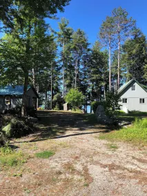 Cozy, Off-Grid Camp on Spectacle Pond w/ private water frontage! - Image 5