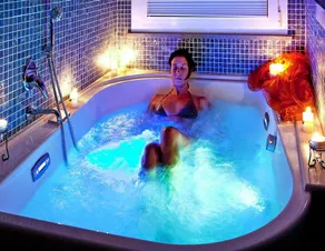 Apartment in Vinci with Pool & Wellness - Image 5