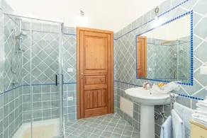 Appartement de vacances avec grand espace extérieur ; places de parking disponibles - Image 3