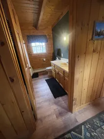 Log Cabin 1.6 Miles from Newfound Lake! Pet Friendly! Sleeps up to 10 - Image 3