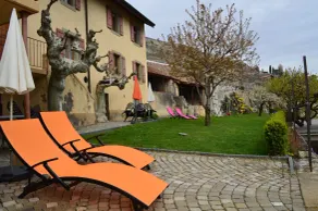Schloss im Weinberg - Image 5