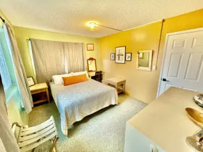 Beachfront Paradise - Image 5