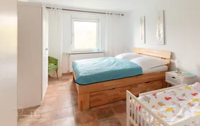 Ferienhaus 'Ferienhaus Specht' mit zwei gemeinsamen Terrassen, zwei gemeinsamen Gärten und WLAN - Image 5