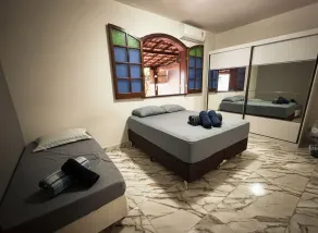 Casa espaçosa com piscina e churrasqueira - Image 3
