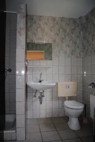Ferienwohnung In Beliebtem Gästehaus Mit Fahrradverleih In Ländlicher Gegend - Image 2
