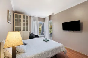Apartamento vacacional \"La Quinta\" con vistas al mar, piscina compartida y Wi-Fi - Image 4
