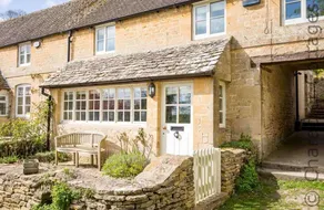 WILLOW COTTAGE, family friendly in Bourton-On-The-Water - Image 5