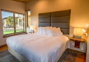 Single King Cabin - Royal Gorge Cabins - Image 4