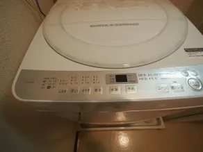 Rm 401: NEST 3mins to the Nearest Subway. Free wifi - Image 3