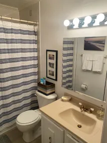 Cozy beach condo - Image 2
