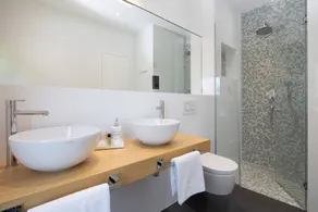 Luxury beachfront VILLA FLORES heated outdoor, indoor pool, whirlpool, sauna - Image 4