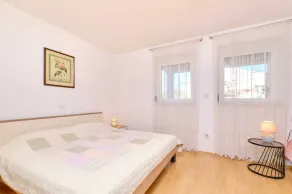 Cozy Couple's Retreat, Pet-Friendly - Image 3