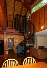 PA Wilds Mtn Cabin, 8 Pvt acres i statsskov, nær Elk Herd & 2 Statsparker - Image 2