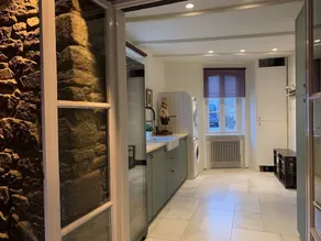 Beautiful stone house in charming village near the coast - Image 2