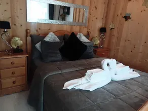 Le petit paradis au pied du mont-blanc (jacuzzi & Air de Jeux privé) - Image 4