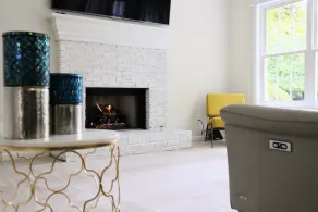 Spacious, Relaxed 5 Bedroom Getaway - Image 2