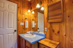 2 Schlafzimmer Ferienhaus in Rangeley Manor, mit toller 3 Saison Veranda und großem Garten! - Image 4